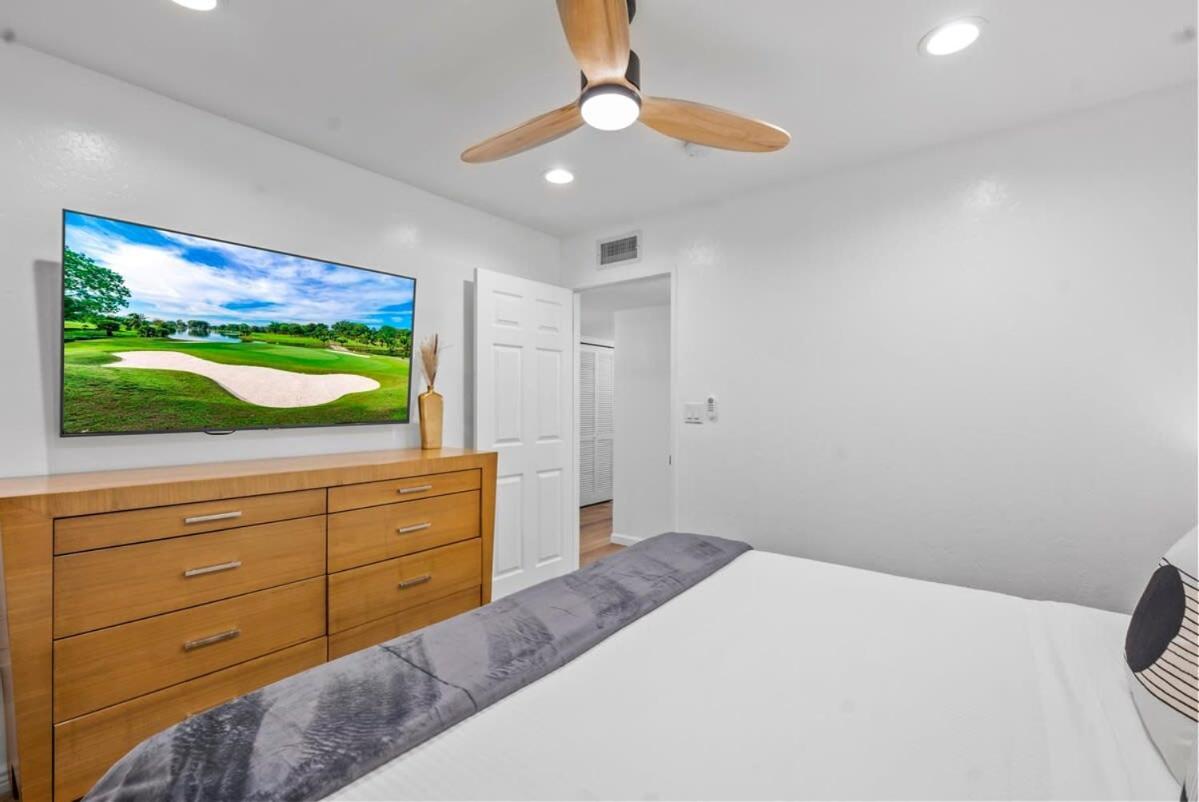 Holiday home Caddy Shack 6bd Pool With Golf Views - Arcade - Pool Table